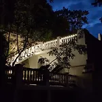 شقة فندقية Sziklavendeghaz Veszprém