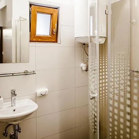 Sziklavendeghaz Apart-hotel